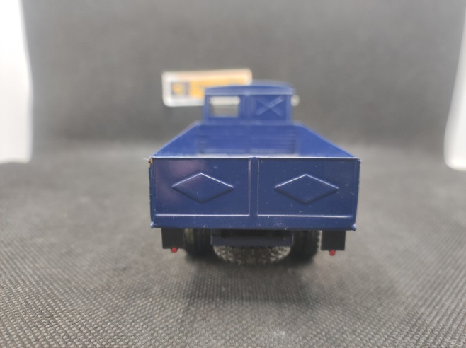 CAMION RENAULT TYPE AHN PLATEAU - IXO - 1/43 | Camion Renault Type AHN Plateau |