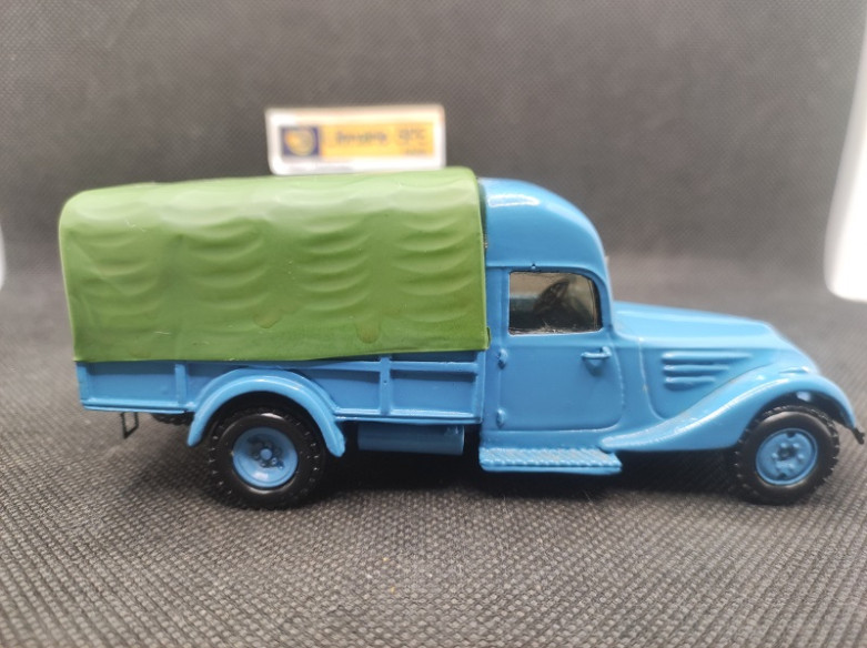 PEUGEOT DK5J 1939 - MINITRUCKS - N° EX22 - 1/50 | Peugeot DK5J de 1939 - ex22 |