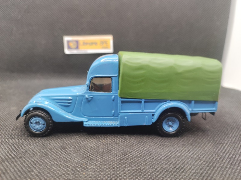 PEUGEOT DK5J 1939 - MINITRUCKS - N° EX22 - 1/50 | Peugeot DK5J de 1939 - ex22 |