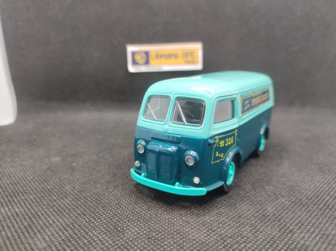 PEUGEOT D4A "ANTIQUITES BROCANTE" - SOLIDO - N° 4574 - 1/43 | Peugeot D4A "Antiquité Brocante" - 4574 |