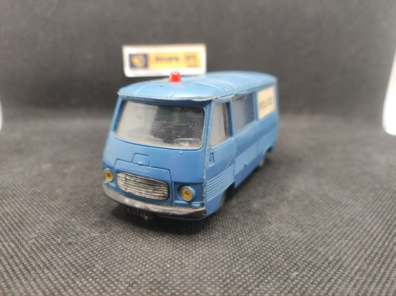 PEUGEOT J7 FOURGON POLICE - NOREV - 1/43 | Peugeot J7 Fourgon Police |
