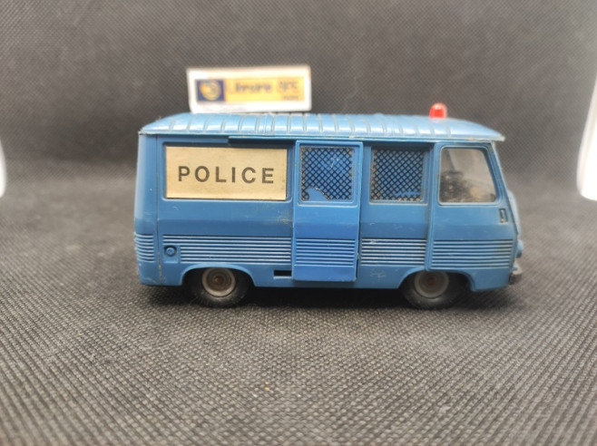 PEUGEOT J7 FOURGON POLICE - NOREV - 1/43 | Peugeot J7 Fourgon Police |