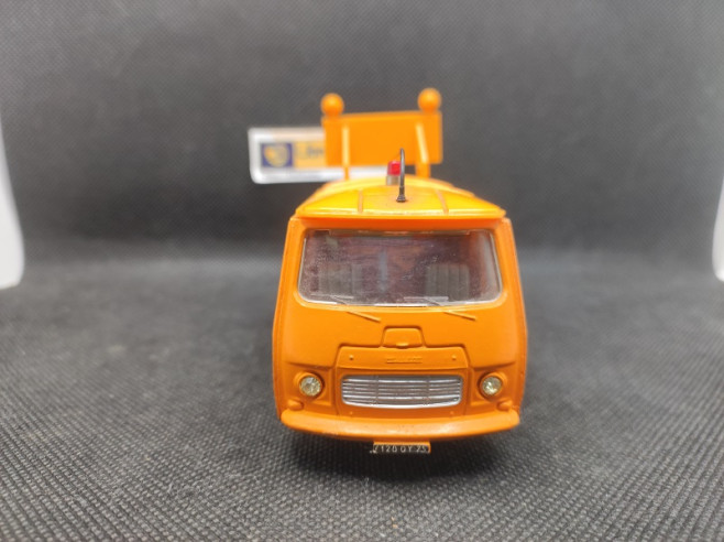 Dinky toys ford autoroute à vendre