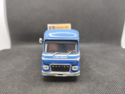 SAVIEM SG2 FOURGON RENAULT-ALPINEZ ASSISTANCE - IXO - N° 14 - 1/43 | Saviem SG2 Fourgon Alpine-Renault Assistance - 14 | 2