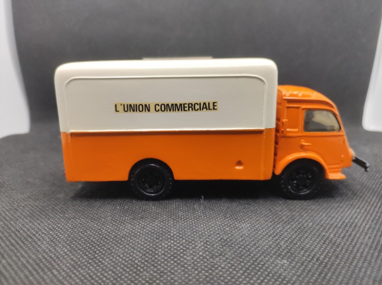 RENAULT GALION FOURGON "UNION COMMERCIALE" - MINITRUCKS - N° 6 - 1/50 | Renault Galion Fourgon "Unité Commerciale" - 6 |