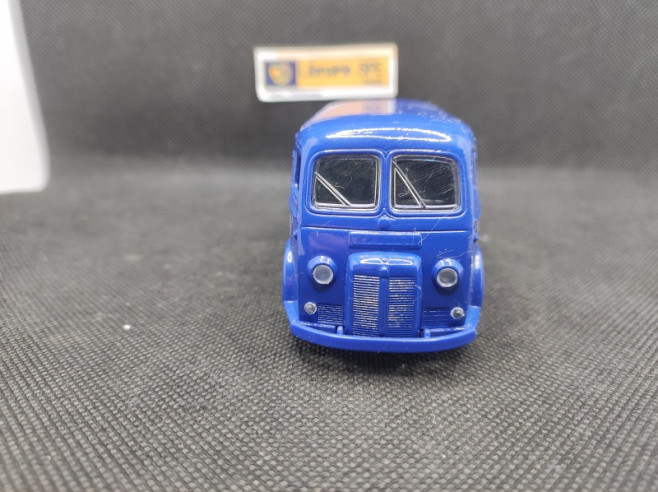 PEUGEOT D4A "GARAGE PEUGEOT" - SOLIDO - N° 4574 - 1/43 | Peugeot D4A " Garage Peugeot " - 4574 |