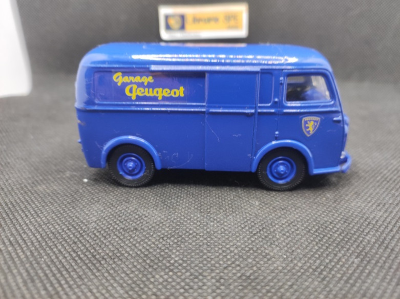 PEUGEOT D4A "GARAGE PEUGEOT" - SOLIDO - N° 4574 - 1/43 | Peugeot D4A " Garage Peugeot " - 4574 |
