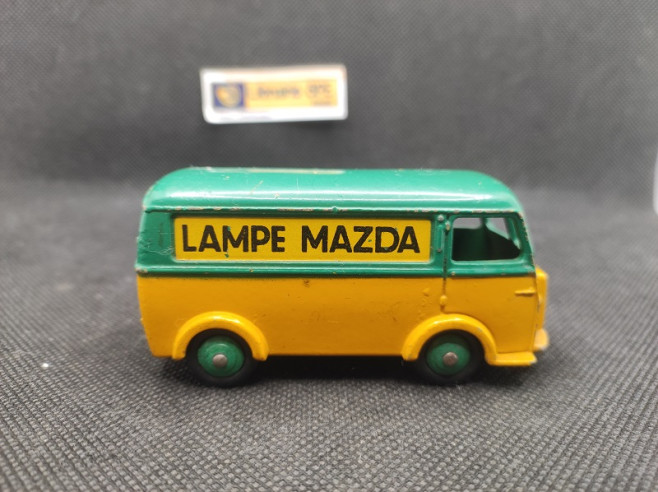 PEUGEOT D3A "LAMPE MAZDA" - DINKY TOYS FR - N° 25 B - 1/43 | Peugeot D3A "Lampe  Mazda" - 25B |