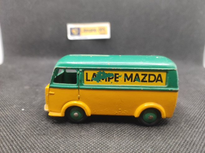PEUGEOT D3A "LAMPE MAZDA" - DINKY TOYS FR - N° 25 B - 1/43 | Peugeot D3A "Lampe  Mazda" - 25B |