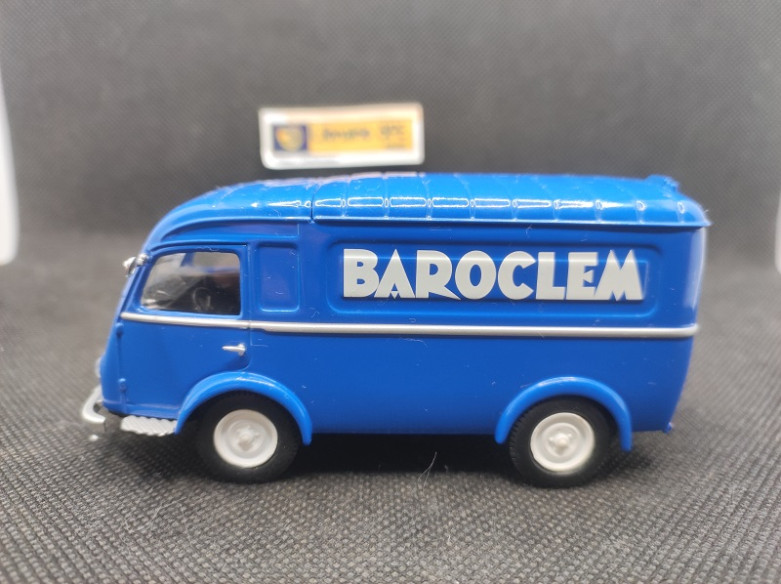 RENAULT 1000 KGS FOURGON "BAROCLEM" - CORGI - N° 70516 - 1/43 | Renault 1000 Kgs Fourgon "Baroclem" - 70516 |