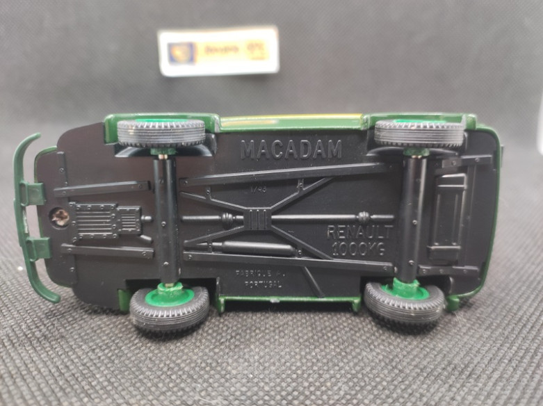 RENAULT 1000 KGS FOURGON "POSTES" - MACADAM - N° 007 - 1/43 | Renault 1000 Kgs Fourgon "Postes" - 007 |