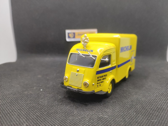 RENAULT GALION "MICHELIN" - ALTAYA - N° 2988 - 1/43 | Renault Galion "Michelin" - 2988 |