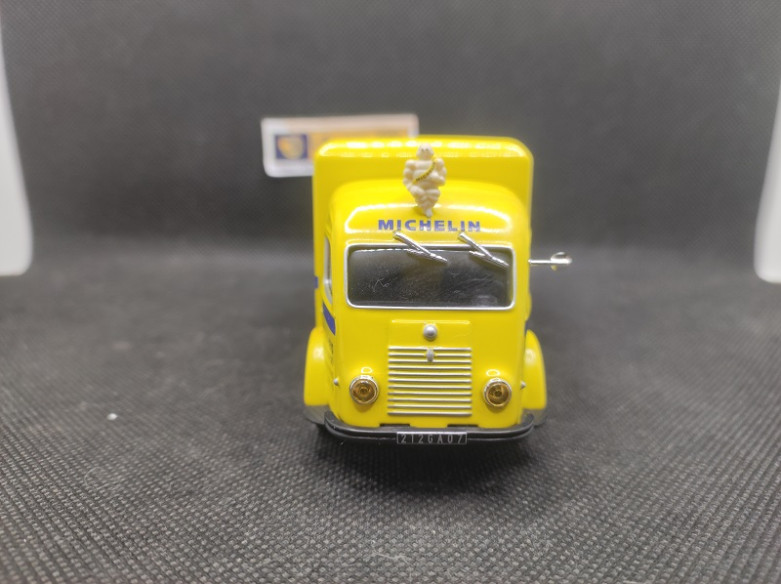 RENAULT GALION "MICHELIN" - ALTAYA - N° 2988 - 1/43 | Renault Galion "Michelin" - 2988 |