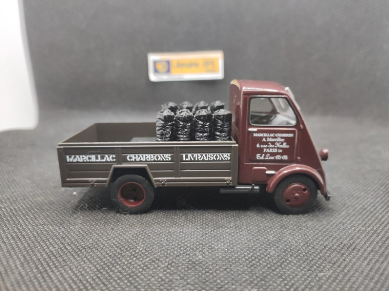 PEUGEOT DMA "MARCILAC CHARBONS" - ALTAYA - 1/43 | Peugeot DMA "Marcillac Charbons" |