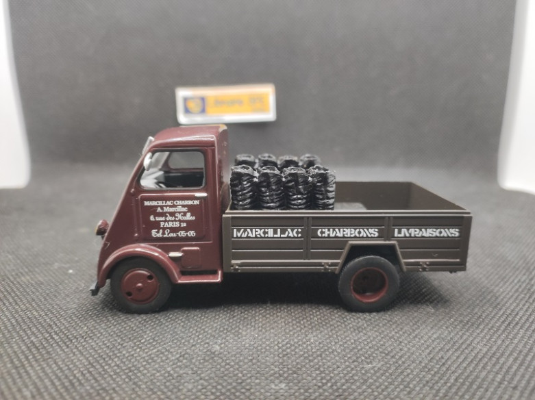 PEUGEOT DMA "MARCILAC CHARBONS" - ALTAYA - 1/43 | Peugeot DMA "Marcillac Charbons" |