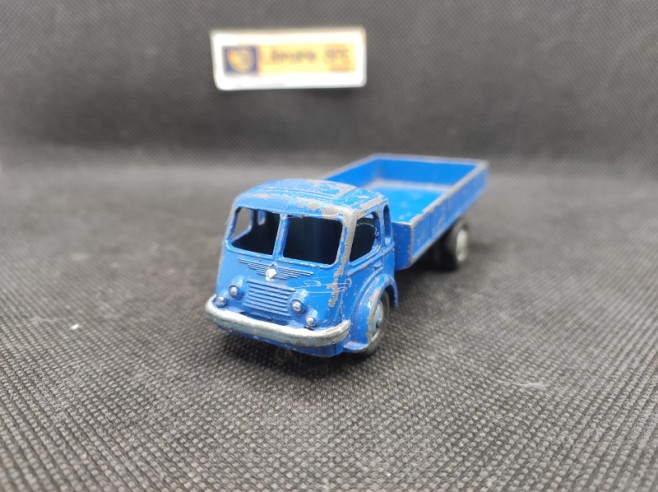 CAMION RENAULT 7T - C.I.J - N° 3-25 - 1/43 | Camion Renault 7T - 3-25 |