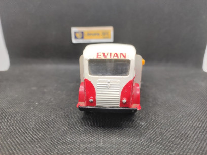 RENAULT 2,5T BRASSEUR "EVIAN" - C.I.J - N° 3-94 - 1/43 | Renault 2.5T Brasseur "Evian" - 3-94 | 2