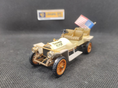 THOMAS FLYER 1908 "RALLYE NEW YORK - PARIS" - RIO - N° 47 - 1/43 | Thomas Flyer 1908 Rallye New York-Paris - 47 |