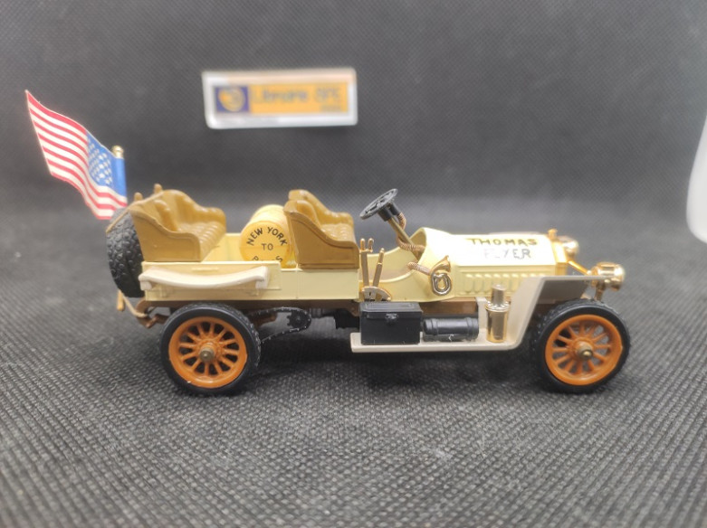 THOMAS FLYER 1908 "RALLYE NEW YORK - PARIS" - RIO - N° 47 - 1/43 | Thomas Flyer 1908 Rallye New York-Paris - 47 |