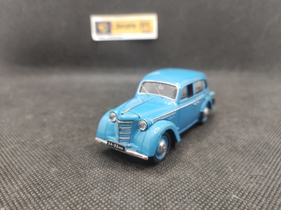 MOSKVITCH 400 SALOON - IST MODELS - N° 113 - 1/43 | Moskvitch 400 Saloon - 113 |