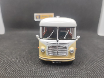 RENAULT 1400 KG HEULIEZ CAMPING CAR - IXO - N°14 - 1/43 | Renault 1400KG Heuliez Camping Car - 14 | 2