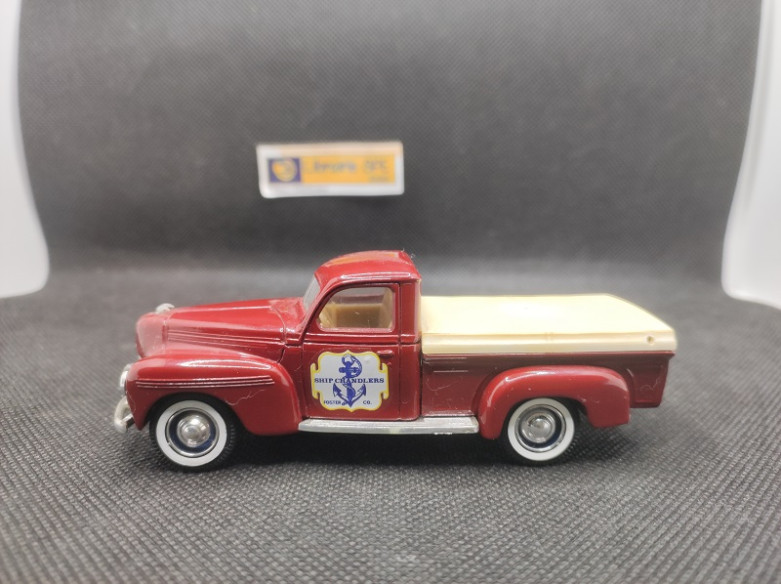 DODGE 1950 SHIP CHANDLERS - SOLIDO - N° 4413 - 1/43 | Dodge 1950 Ship Chandlers - 4413 |