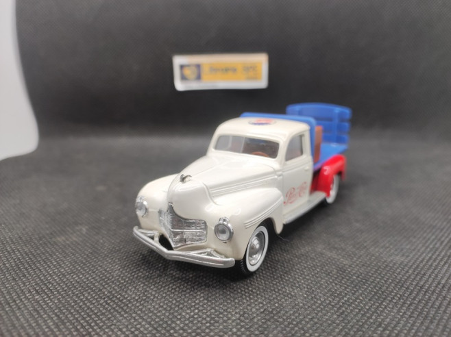 DODGE 1940 PLATEAU "PEPSI COLA" - SOLIDO - N° 4427 - 1/43 | Dodge 1940 Plateau "Pepsi Cola" - 4427 |