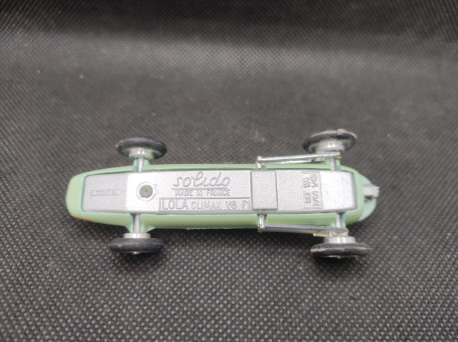 LOLA CLIMAX V8 FORMULE 1 1964 N° 19 - SOLIDO - N° 135 - 1/43 | Lola Climax V8 Fomule 1 N° 19  de 1924 - 135 |