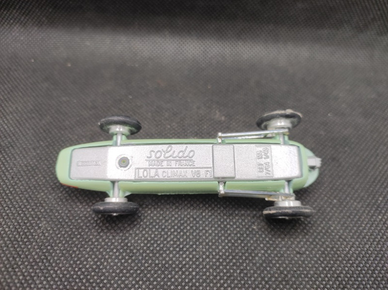 LOLA CLIMAX V8 FORMULE 1 1964 N° 19 - SOLIDO - N° 135 - 1/43 | Lola Climax V8 Fomule 1 N° 19  de 1924 - 135 |