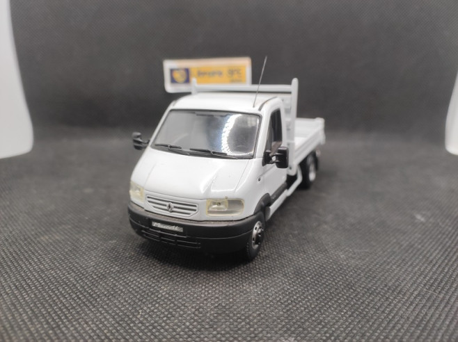 RENAULT MASCOTT BENNE - NOREV - N° 386 - 1/43 | Renault Mascott Benne -386 |