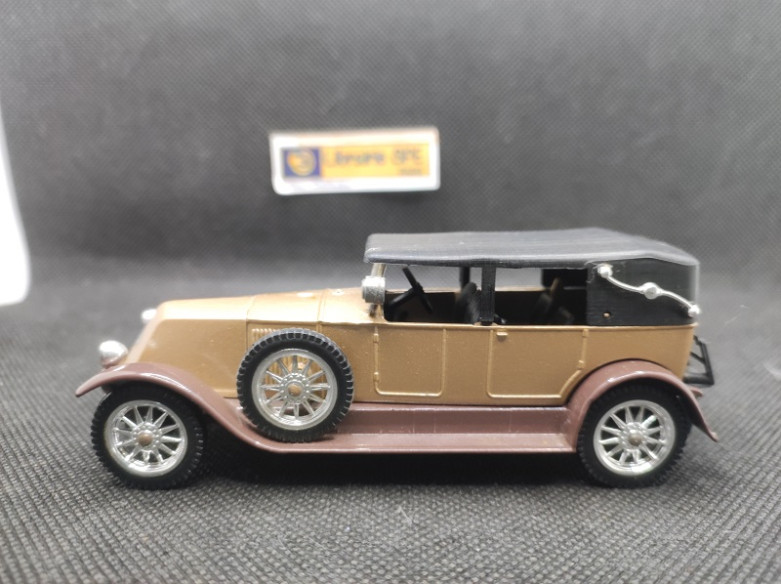 RENAULT 40 CV - SOLIDO - N° 4149 - 1/43 | Renault 40CV - 4149 |