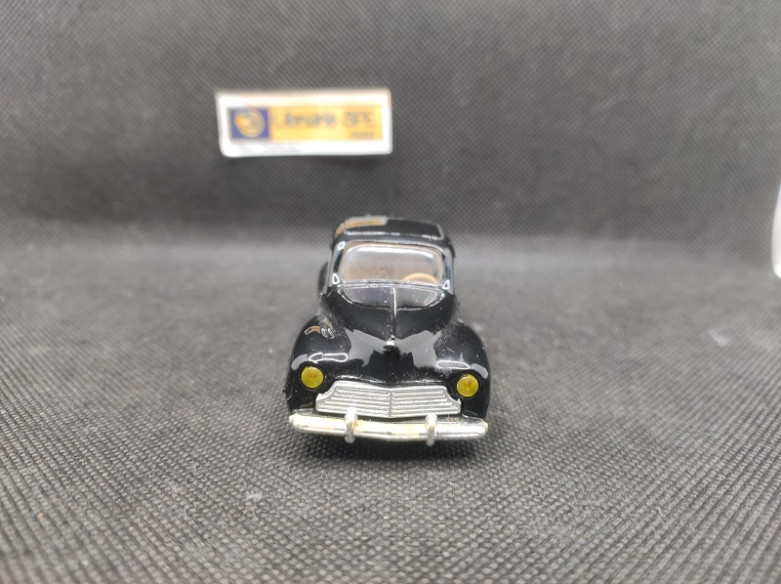 PEUGEOT 203 1954 - ELIGOR - N° 1131 - 1/43 | Peugeot 203 de 1954 - 1131 |