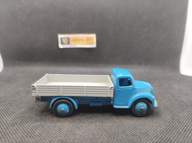 CAMION DODGE BENNE BASCULANTE - DINKY TOYS GB - N° 414 - 1/43 | Camion Dodge Benne Basculante - 414 |