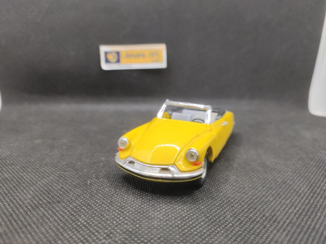CITROEN DS 19 CABRIOLET 1961 - RIO - N° 98 - 1/43 | Citroen DS 19 Cabriolet de 1961 - 98 |
