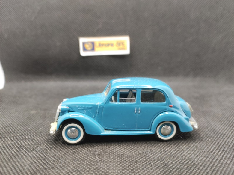 SIMCA 8 1200 1950 - NOREV - N° 23 - 1/43 | Simca 8 1200 de 1950 - 23 |