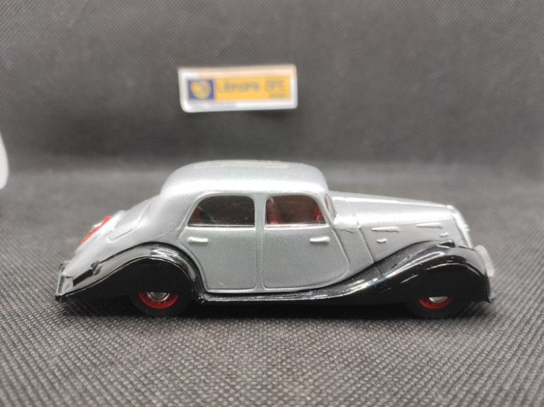 PANHARD DYNAMIC 1937 - ELIGOR - N° 100010 - 1/43 | Panhard Dynamic de 1937 - 100010 |
