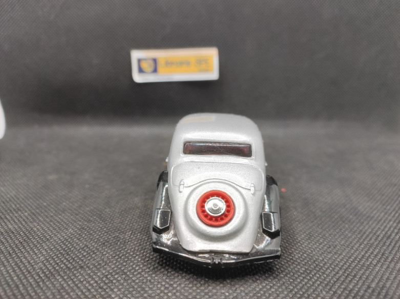 PANHARD DYNAMIC 1937 - ELIGOR - N° 100010 - 1/43 | Panhard Dynamic de 1937 - 100010 |