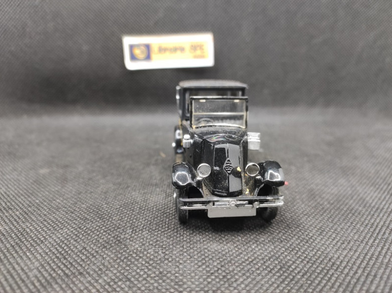RENAULT NN TORPEDO 1927 - ELIGOR - N° 1041 - 1/43 | Renault NN Torpedo de 1927 - 1041 |