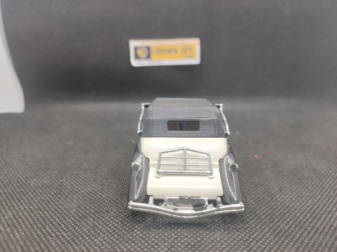 DELAGE D8 1939 - SOLIDO - N° 31 - 1/43 | Delage D8 de 1939 - 31 |