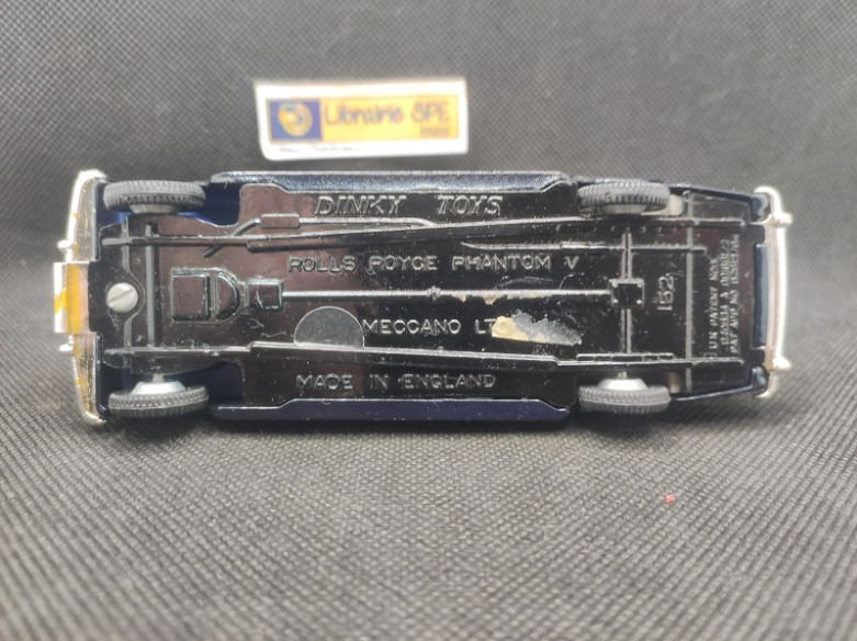 ROLLS ROYCE PHANTOM V - DINKY TOYS GB - N° 152 -1/43 | Rolls Royce Phantom V - 152 |