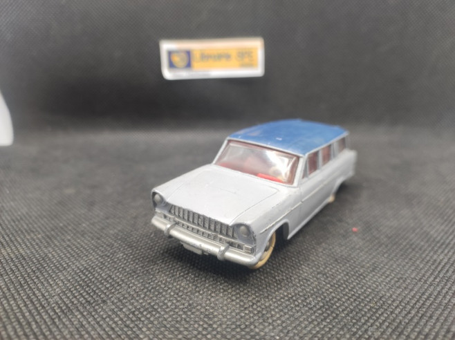 FIAT 1800 FAMILIALE - DINKY TOYS FR - N° 548 - 1/43 | Fiat 1800 Familiale - 548 |