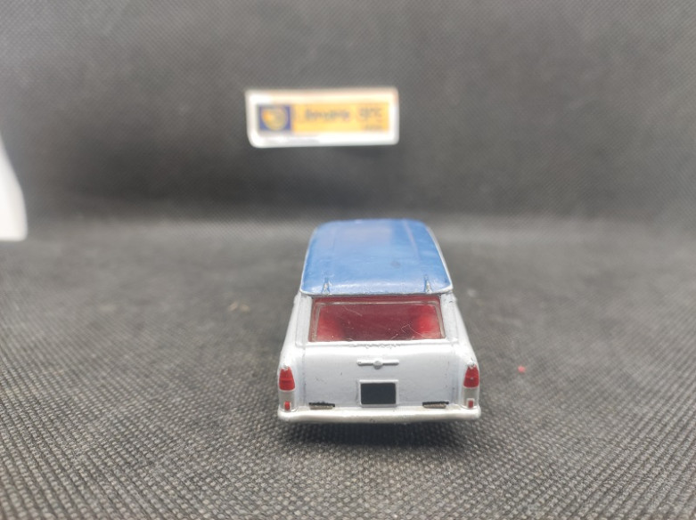 FIAT 1800 FAMILIALE - DINKY TOYS FR - N° 548 - 1/43 | Fiat 1800 Familiale - 548 |
