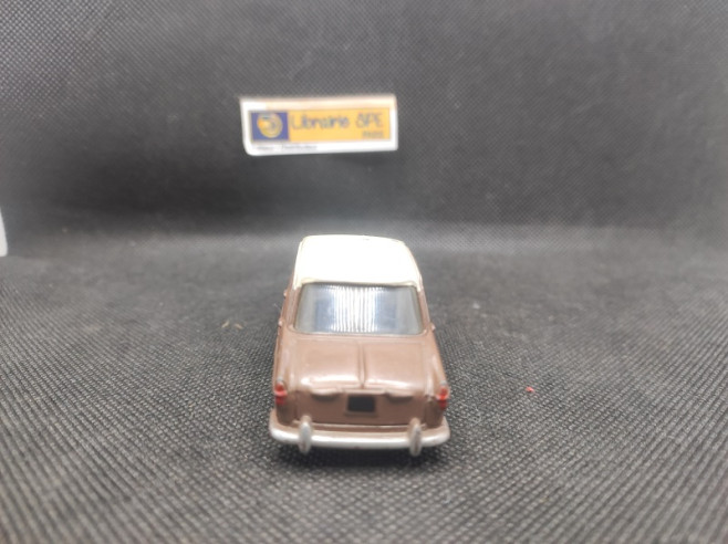 FIAT 1200 GRAND VUE - DINKY TOYS FR - N° 531 - 1/43 | Fiat 1200 Grand Vue - 531 |