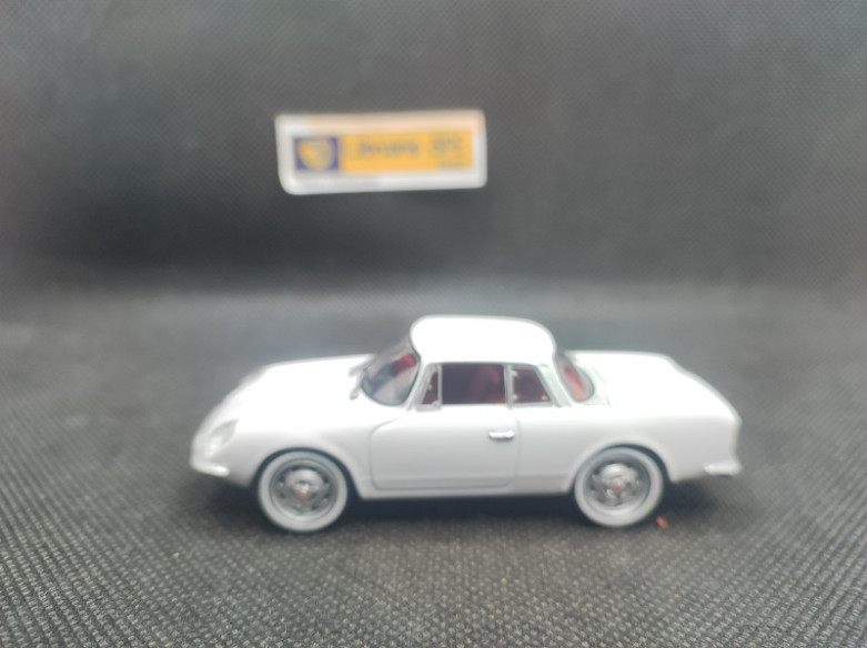 ALPINE A108 COUPE 2+2 1960 - IXO - 1/43 | Alpine A108 Coupé 2+2 de 1960 |