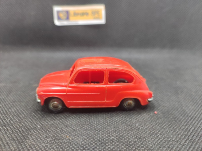FIAT 600 ROUGE - NOREV - N° 61 - 1/43 | Fiat 600 Rouge - 61 |
