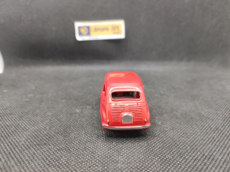 FIAT 600 SALOON - DINKY TOYS GB - N° 183 - 1/43 | Fiat 600 Saloon - 183 |