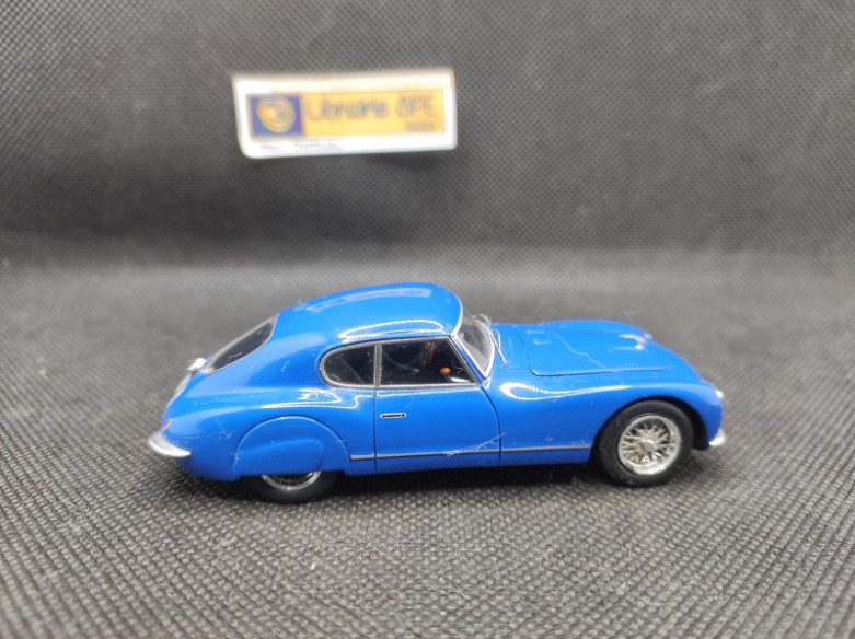 FIAT 8 V SEGOND SERIES 1953 - BIZARRE - N° 353 - 1/43 | Fiat 8V Second Séries de 1953 - 353 |