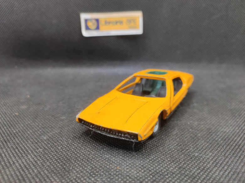 LAMBORGHINI MARZAL BERTONE - POLITOYS - N° 568 - 1/43 | Lamborgini Marzal Bertone - 568 |