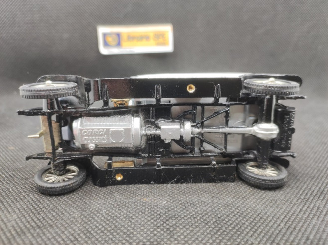 ROLLS ROYCE SILVER GHOST 1912 - CORGI TOYS - N° 9041 - 1/43 | Rolls Royce Silver Ghost de 1912 - 9041 |
