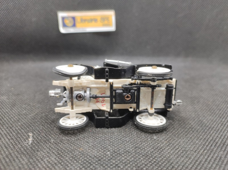 FIAT 8 CV 1901 - RIO - N° R 31 - 1/43 | Fiat 8 CV de 1901 - R 31 |